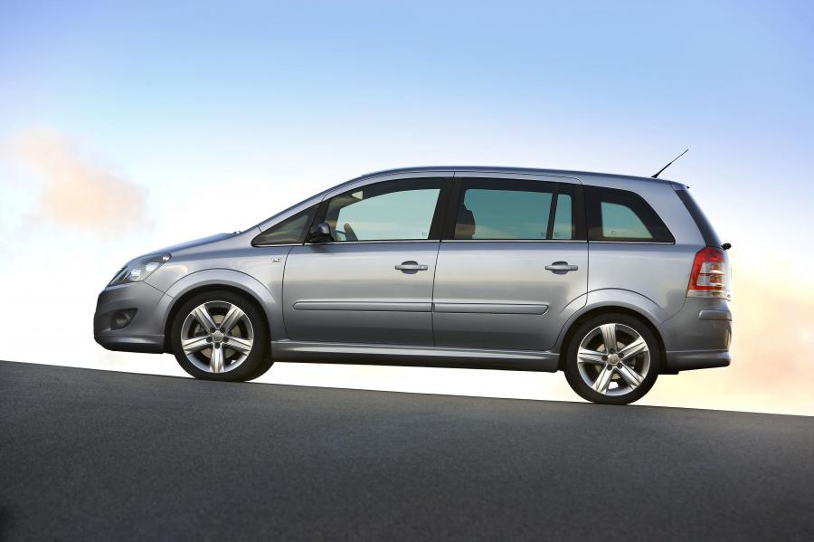  Opel Zafira 2008 года  (фото 68 из 72)